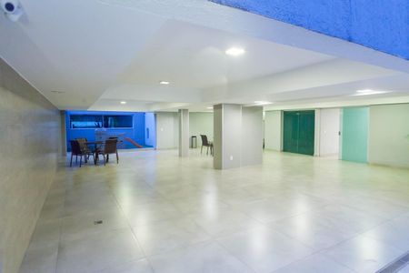 Apartamento à venda com 154m², 2 quartos e 2 vagas Apartamento à venda com 154m², 2 quartos e 2 vagasÁrea comum - Salão de festas