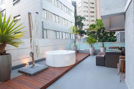 Apartamento à venda com 154m², 2 quartos e 2 vagas Apartamento à venda com 154m², 2 quartos e 2 vagasÁrea externa - area privativa