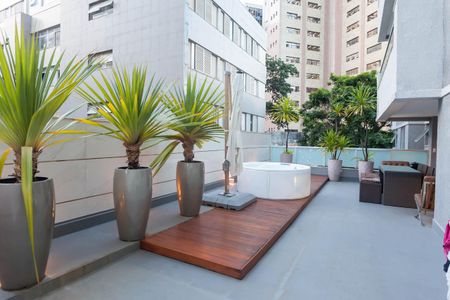 Apartamento à venda com 154m², 2 quartos e 2 vagas Apartamento à venda com 154m², 2 quartos e 2 vagasÁrea externa - area privativa