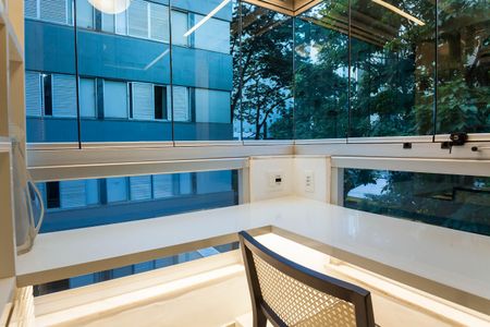 Apartamento à venda com 154m², 2 quartos e 2 vagas Apartamento à venda com 154m², 2 quartos e 2 vagasvaranda suite