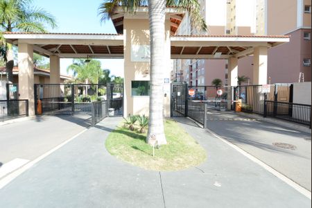 Apartamento à venda com 57m², 2 quartos e 1 vagaFachada do Condomínio