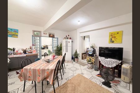 Casa à venda com 190m², 3 quartos e 2 vagasSala e Cozinha
