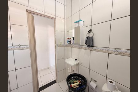 Casa à venda com 190m², 3 quartos e 2 vagasCasa 2 - Banheiro