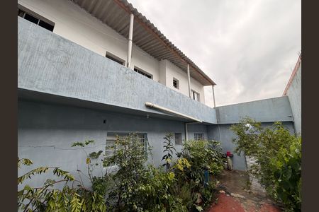 Casa à venda com 190m², 3 quartos e 2 vagasÁrea de Serviço/Quintal