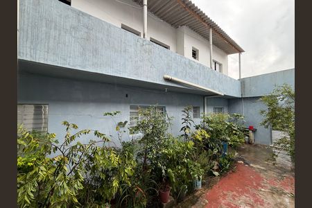 Casa à venda com 190m², 3 quartos e 2 vagasÁrea de Serviço/Quintal
