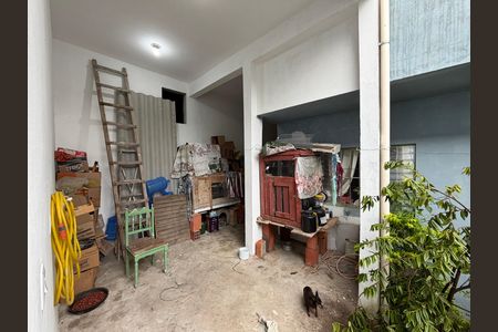 Casa à venda com 190m², 3 quartos e 2 vagasÁrea de Serviço/Quintal