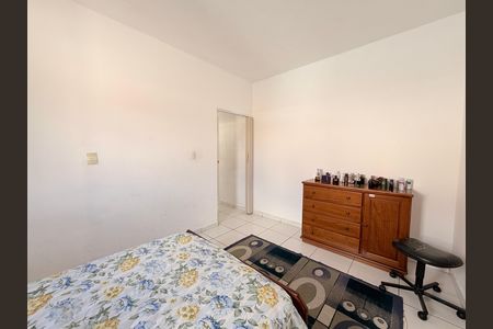 Casa à venda com 190m², 3 quartos e 2 vagasCasa 2 - Quarto
