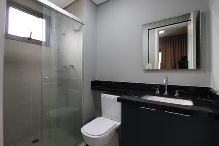 Banheiro da Suíte de apartamento para alugar com 1 quarto, 35m² em Indianópolis, São Paulo