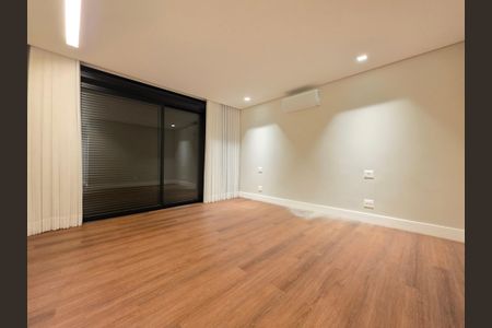 Casa de condomínio à venda com 349m², 4 quartos e 4 vagasQuarto Suíte Master 
