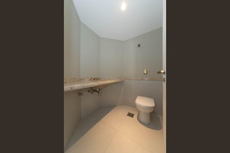 Apartamento à venda com 272m², 3 quartos e 3 vagasLavabo