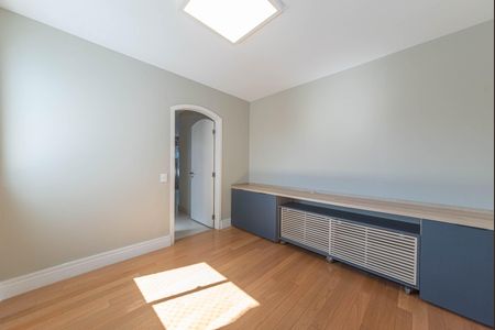 Apartamento à venda com 272m², 3 quartos e 3 vagasEscritorio