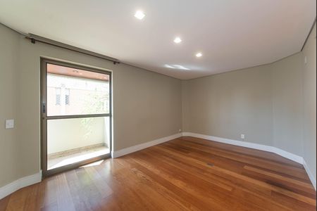 Apartamento à venda com 272m², 3 quartos e 3 vagasSala