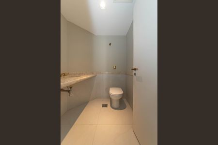 Apartamento à venda com 272m², 3 quartos e 3 vagasLavabo