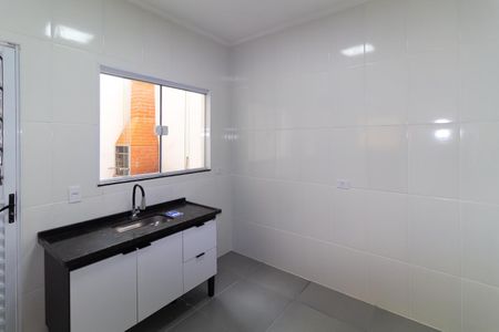 Casa de condomínio para alugar com 82m², 2 quartos e 2 vagasCozinha