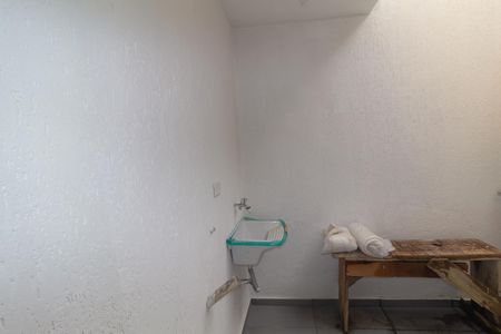 Casa de condomínio para alugar com 82m², 2 quartos e 2 vagasÁrea de Serviço