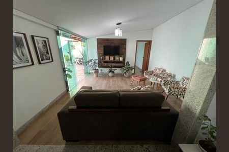 Apartamento à venda com 4 quartos, 160m² em Pampulha, Belo Horizonte