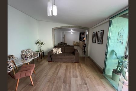 Apartamento à venda com 4 quartos, 160m² em Pampulha, Belo Horizonte