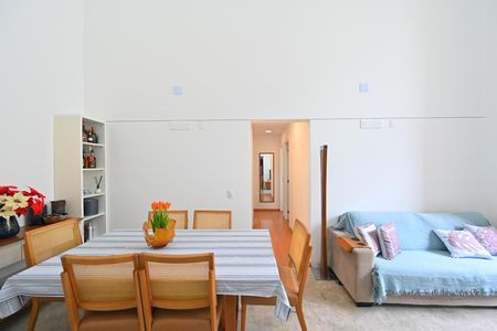 Apartamento à venda com 98m², 3 quartos e 2 vagasSala