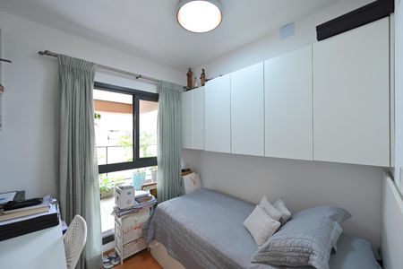 Apartamento à venda com 98m², 3 quartos e 2 vagasQuarto 3