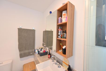 Apartamento à venda com 98m², 3 quartos e 2 vagasBanheiro da Suite