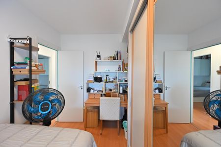 Apartamento à venda com 98m², 3 quartos e 2 vagasQuarto 2