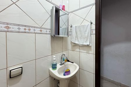 Casa à venda com 282m², 4 quartos e 2 vagasLavabo