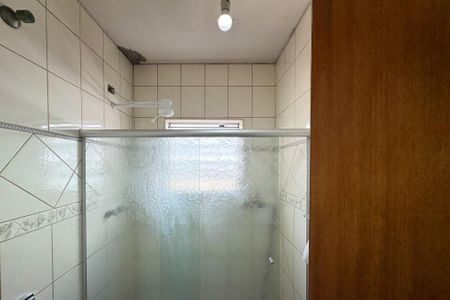 Casa à venda com 282m², 4 quartos e 2 vagas Casa à venda com 282m², 4 quartos e 2 vagasBanheiro Social 1