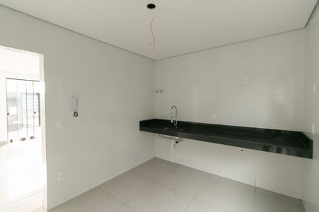 Casa à venda com 118m², 3 quartos e 1 vaga