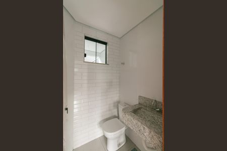 Casa à venda com 119m², 3 quartos e 1 vaga