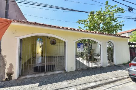 Casa à venda com 120m², 4 quartos e 2 vagasFachada