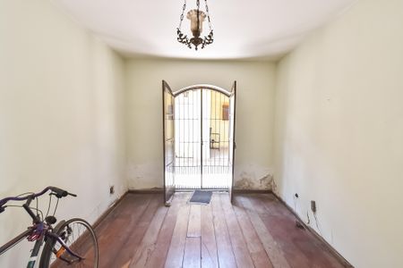 Casa à venda com 120m², 4 quartos e 2 vagasQuarto 3