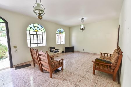 Sala de casa à venda com 4 quartos, 120m² em Jardim Aurelia, São Paulo