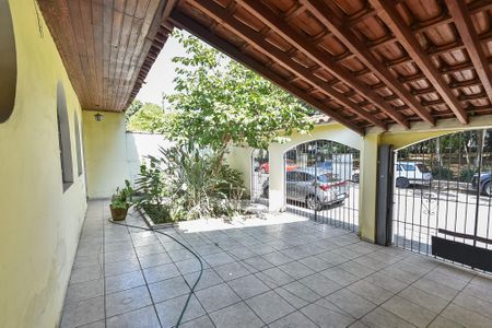 Casa à venda com 120m², 4 quartos e 2 vagasGaragem