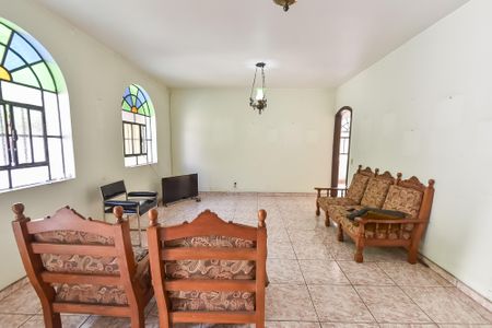 Sala de casa à venda com 4 quartos, 120m² em Jardim Aurelia, São Paulo