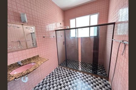 Casa para alugar com 233m², 3 quartos e 2 vagasBanheiro 1