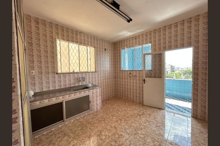 Casa para alugar com 233m², 3 quartos e 2 vagasCozinha
