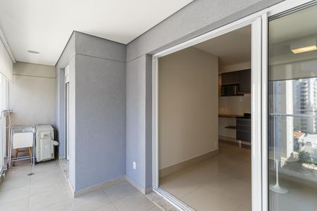 Apartamento à venda com 42m², 1 quarto e 1 vaga Apartamento à venda com 42m², 1 quarto e 1 vagaVaranda