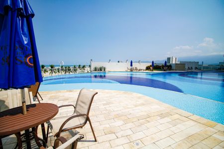 Apartamento para alugar com 69m², 2 quartos e 1 vaga Apartamento para alugar com 69m², 2 quartos e 1 vagaÁrea comum - Piscina