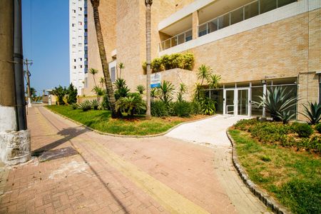 Apartamento para alugar com 69m², 2 quartos e 1 vaga Apartamento para alugar com 69m², 2 quartos e 1 vagaFachada e portaria