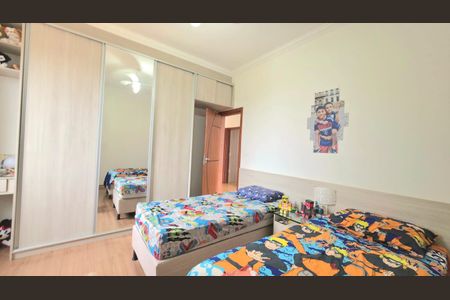 Casa de condomínio para alugar com 340m², 3 quartos e 2 vagas