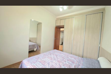 Casa de condomínio para alugar com 340m², 3 quartos e 2 vagas