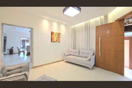 Casa de condomínio para alugar com 340m², 3 quartos e 2 vagas