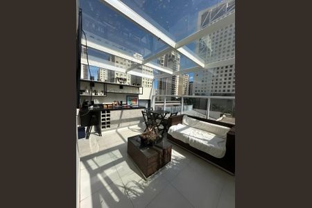 Apartamento para alugar com 100m², 2 quartos e 1 vaga Apartamento para alugar com 100m², 2 quartos e 1 vagaÁrea externa