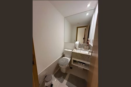 Apartamento para alugar com 100m², 2 quartos e 1 vaga Apartamento para alugar com 100m², 2 quartos e 1 vagaBanheiro