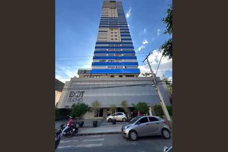 Apartamento para alugar com 100m², 2 quartos e 1 vaga Apartamento para alugar com 100m², 2 quartos e 1 vagaFachada