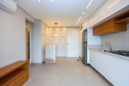 Sala de apartamento para alugar com 2 quartos, 39m² em Cidade Jardim, São Paulo