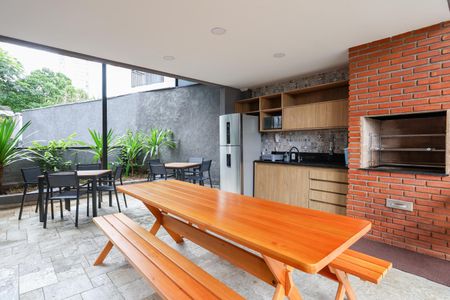 Apartamento para alugar com 39m², 2 quartos e 1 vaga Apartamento para alugar com 39m², 2 quartos e 1 vagaÁrea comum - Churrasqueira