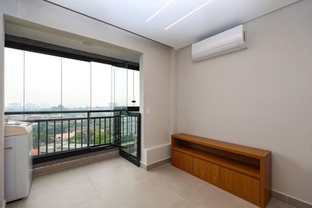 Sala de apartamento para alugar com 2 quartos, 39m² em Cidade Jardim, São Paulo