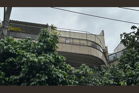 Apartamento para alugar com 200m², 3 quartos e 4 vagas Apartamento para alugar com 200m², 3 quartos e 4 vagasPlaquinha