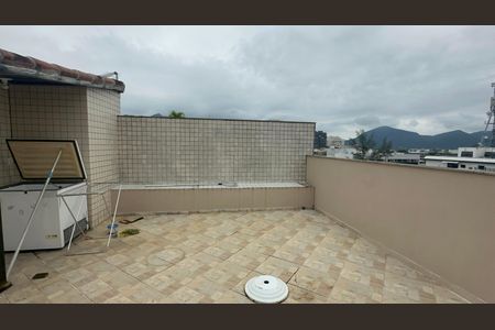 Apartamento para alugar com 200m², 3 quartos e 4 vagas Apartamento para alugar com 200m², 3 quartos e 4 vagasCobertura